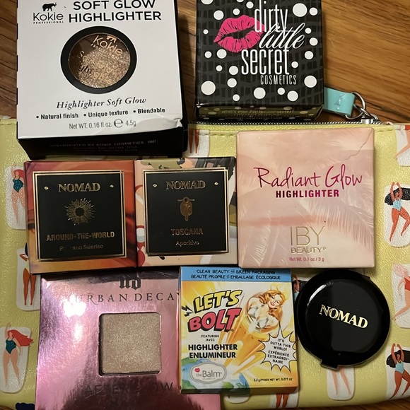 COPY - Curated Makeup Sample Bundle + Glambag! - Picture 3 of 6